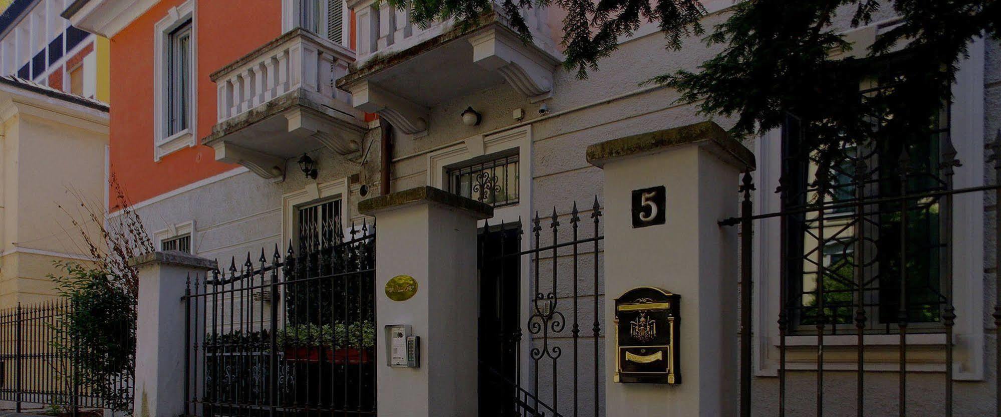 B&B Cesena5 Milano Dış mekan fotoğraf